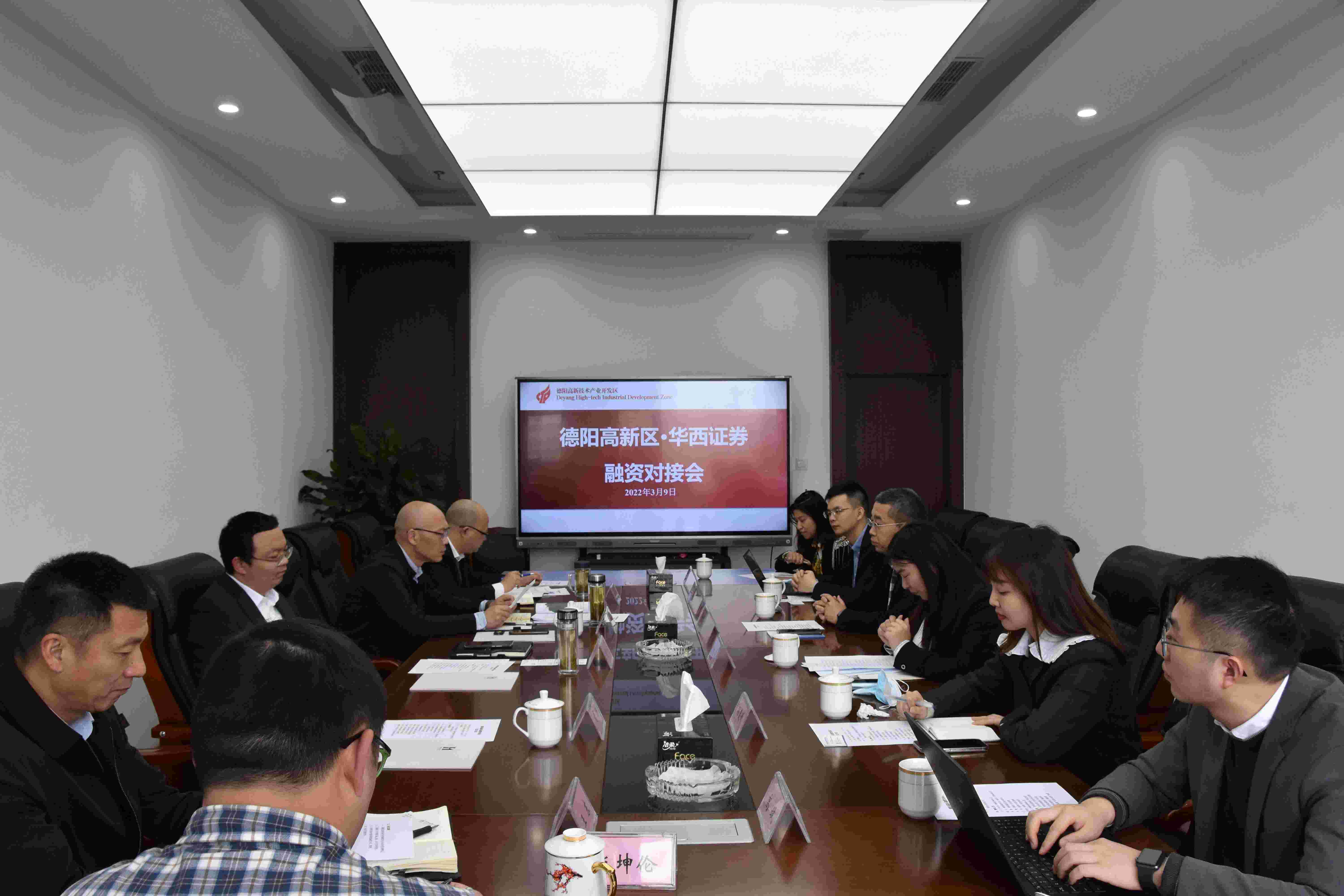 ed9bab23cf0d8b2bdc5672ffa78ef22.jpg ed9bab23cf0d8b2bdc5672ffa78ef22.jpg