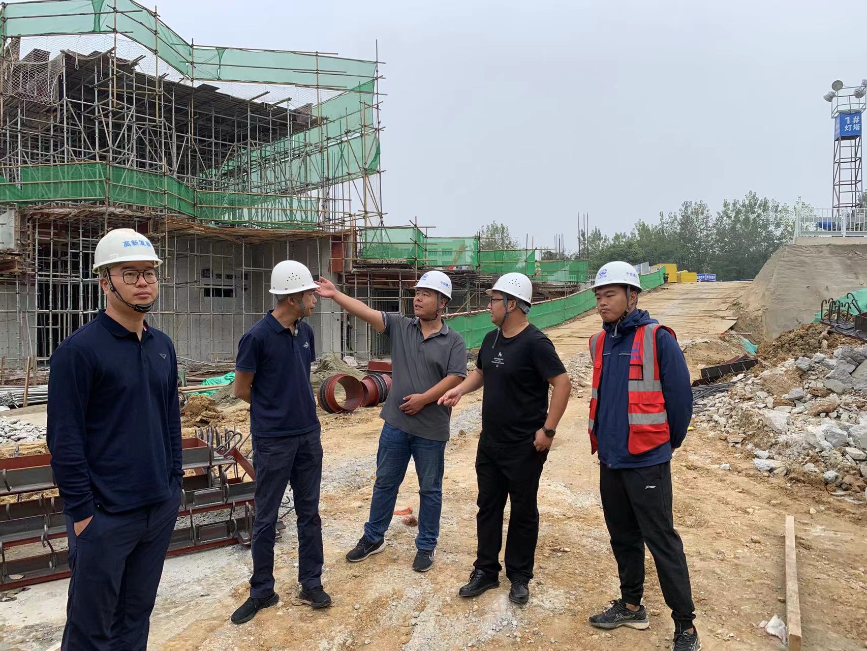 f746090e6ef1958474882c6ded397df.jpg f746090e6ef1958474882c6ded397df.jpg