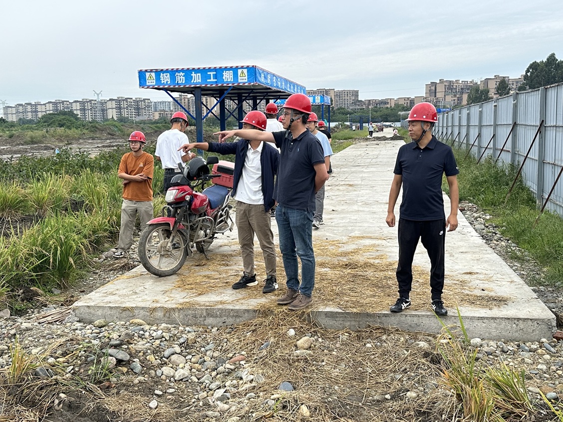 02947033816e2933108b040558536e59.jpg 02947033816e2933108b040558536e59.jpg